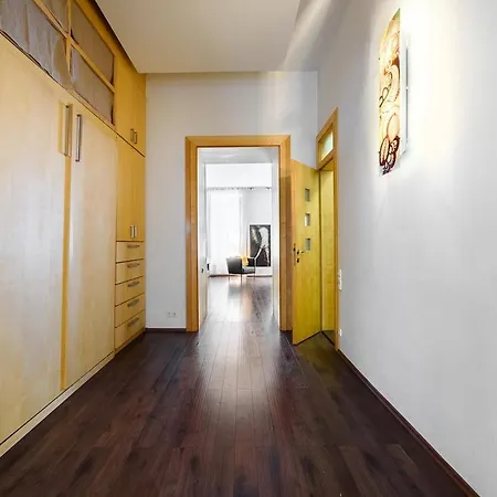 Apaczai 17 Cozy Elegance Near Chain Bridge Appartement Boedapest