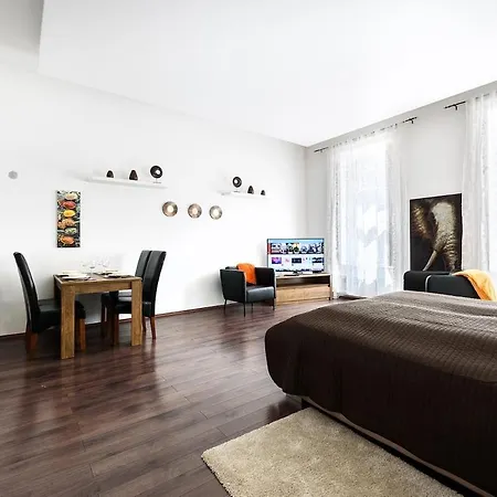 Apartman Apaczai 17 Cozy Elegance Near Chain Bridge *